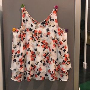 New with tags. Never been worn. Lane Bryant sleeveless blouse. Size 20